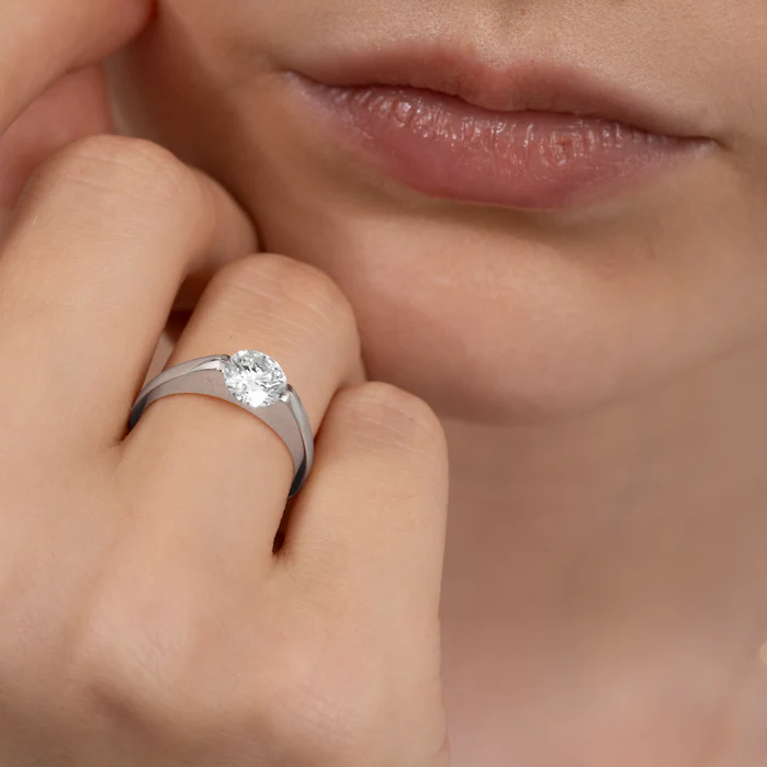 Modern Round Cut East West Ring | Lab Grown Diamond | 14K Yellow Gold Sleek Design