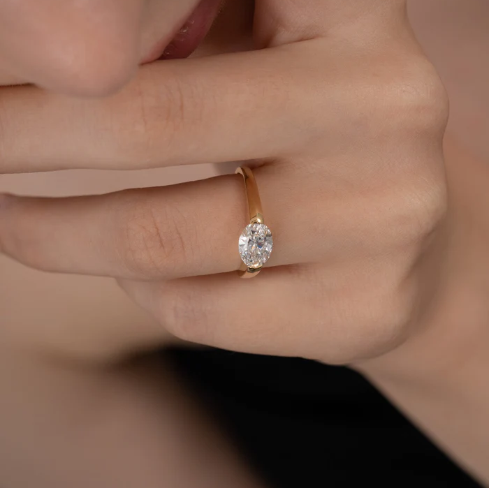 Modern Oval Cut East West Ring | Lab Grown Diamond | 14K Yellow Gold Sleek Style