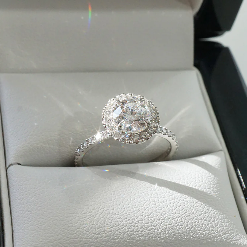 Round Shape Lab Grown Diamond Halo Engagement Ring in Solid 14K Gold