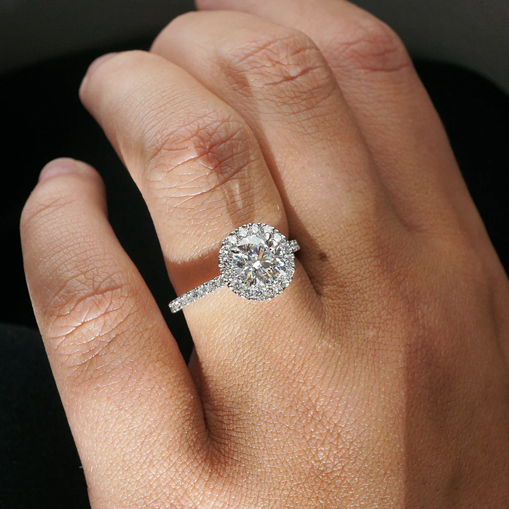 Round Shape Lab Grown Diamond Halo Engagement Ring in Solid 14K Gold