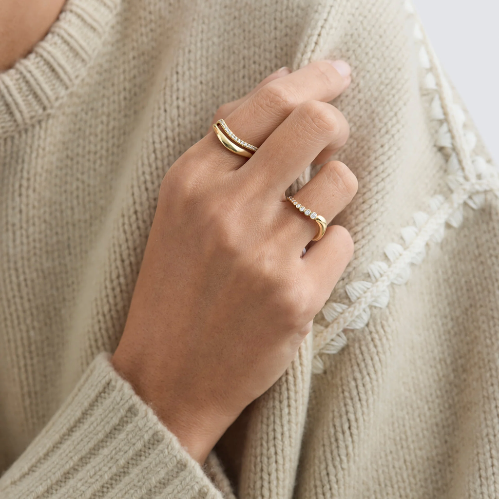 Double Wave Diamond Wedding Band | Lab Grown | 14K Gold | Stacking Ring