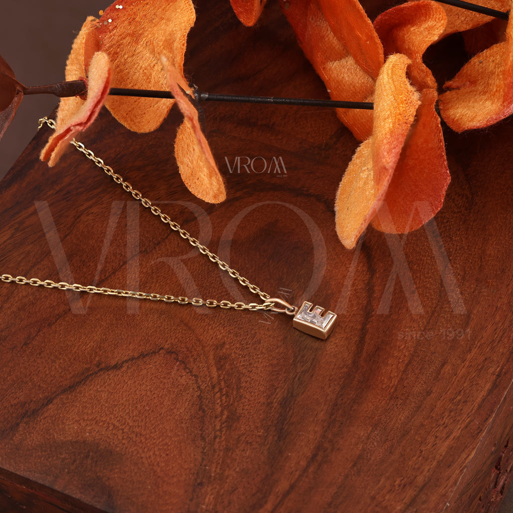 E Alphabet Initial Charm Pendant