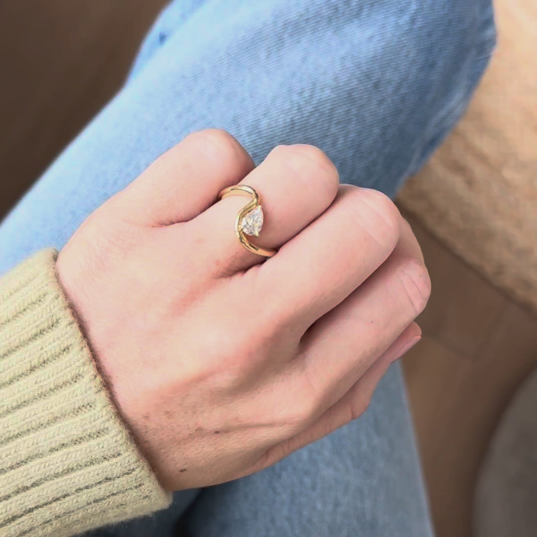 Pear Diamond Wave Engagement Ring | Lab Grown | 14K Gold Solitaire
