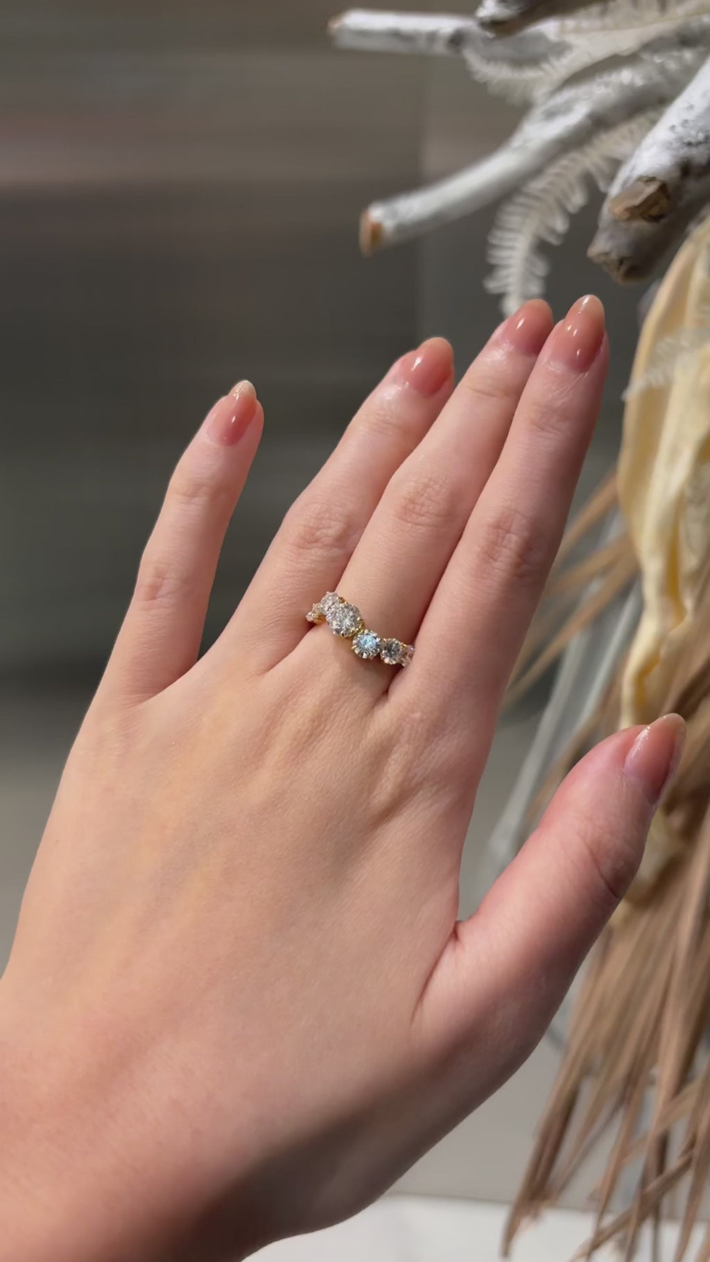 Round Diamond Wave Band | Lab Grown Diamond | 14K Yellow Gold Unique Curved Setting